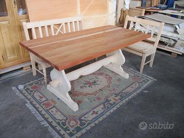 Tavolo in Larice
