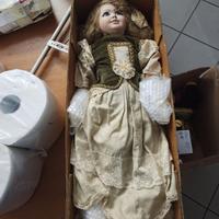 Bambole in porcellana da collezione