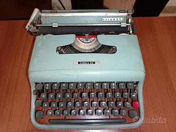 Olivetti Lettera 22