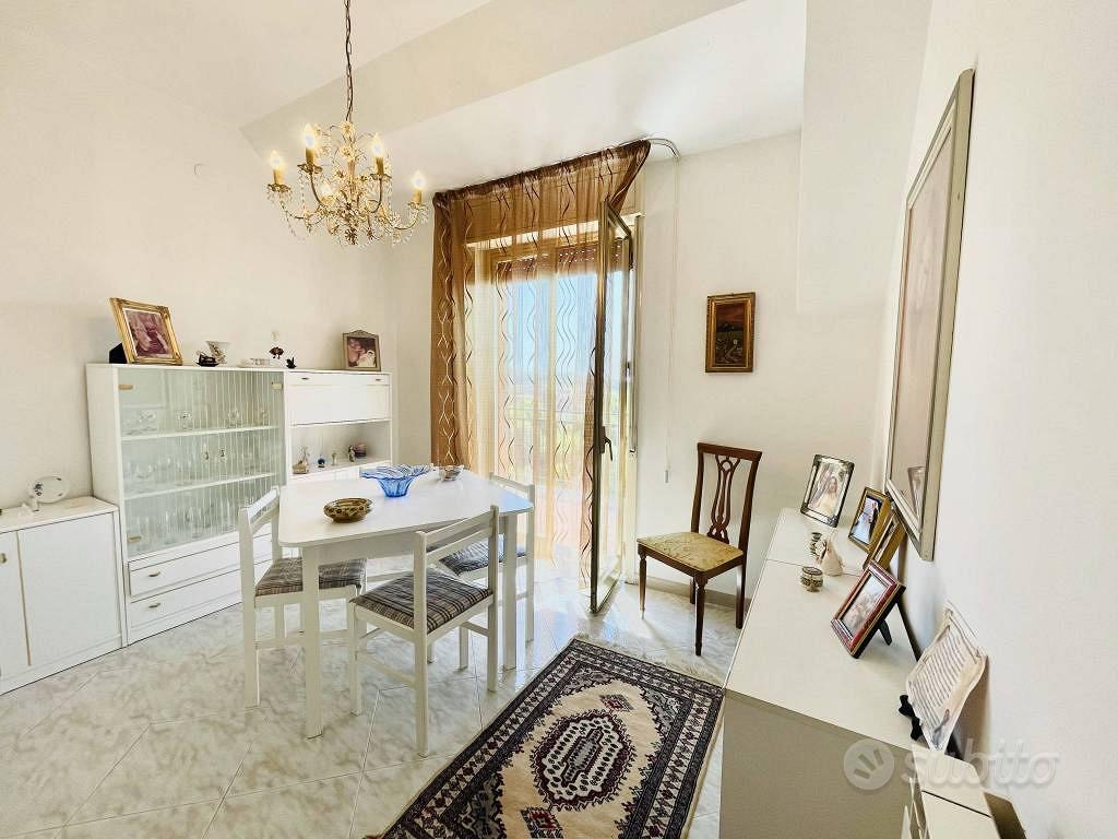 Appartamento di 120 m² con 5 locali a Canicattì - Vista 3