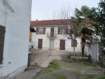 Casa bifamiliare da vendere