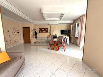 Appartamento con doppio box in Via Colonne