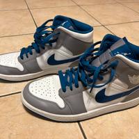 Air Jordan 1 Mid