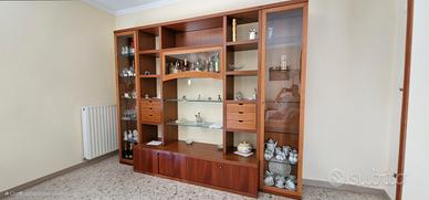 Parete attrezzata in ciliegio