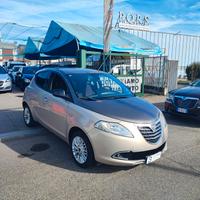 Lancia Ypsilon 0.9 TwinAir 85 CV 5 porte S&S Gold