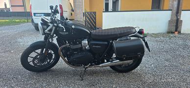 triumph street twin 900