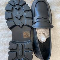 Mocassini neri_nuovi_mai indossati