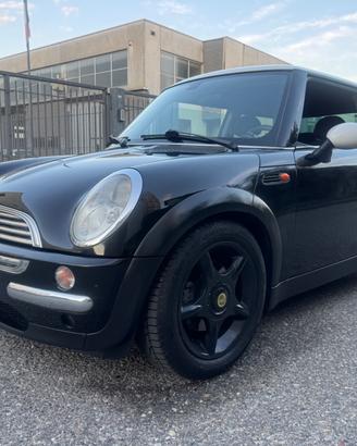 Mini cooper idonea ai neopatentati gomme e frizion