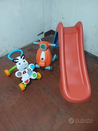 Giochi per bambini, scivolo e due per primi passi