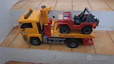 Carroattrezzi con auto bruder