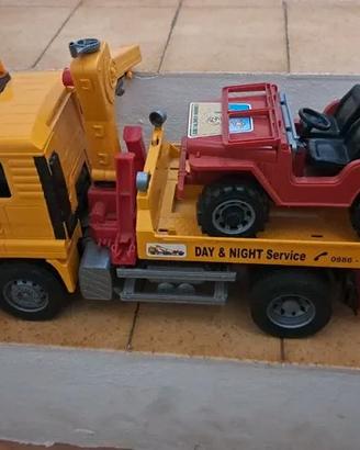 Carroattrezzi con auto bruder