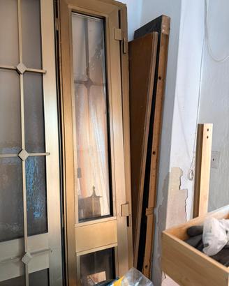 Portone d’ingresso in alluminio …