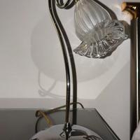 Lampada da tavolo in vetro e metallo cromato