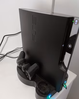 PlayStation 3 Slim + Docking + 10 Giochi