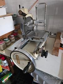 Affettatrice suprema a volano