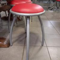 sgabelli bassi rivestimento pelle rossa 8pz 