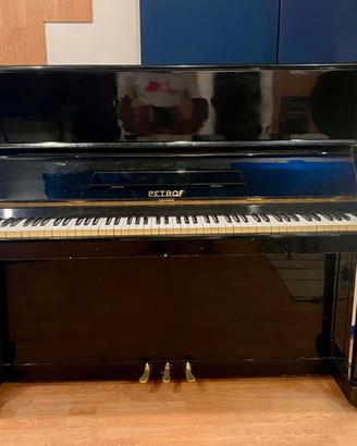 PIanoforte acustico verticale Petrof M1