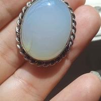 ciondolo pietra bianca opaca