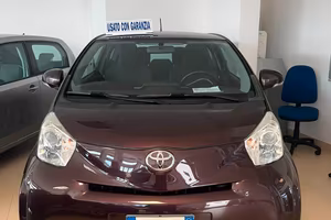 Toyota iQ 1.0