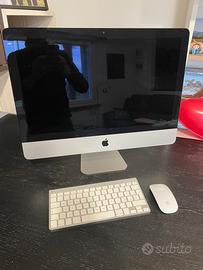 Imac 21.5 con tastiera e macig mouse