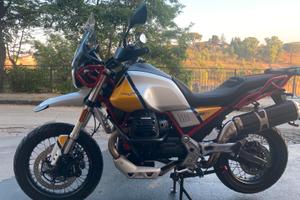 Moto Guzzi V85TT