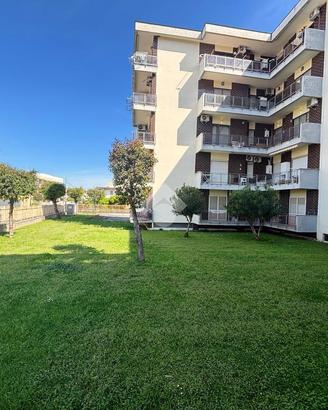 3 LOCALI A POMIGLIANO D'ARCO