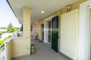 PIANO PRIMO CON GARAGE, RECENTE COSTRUZIONE