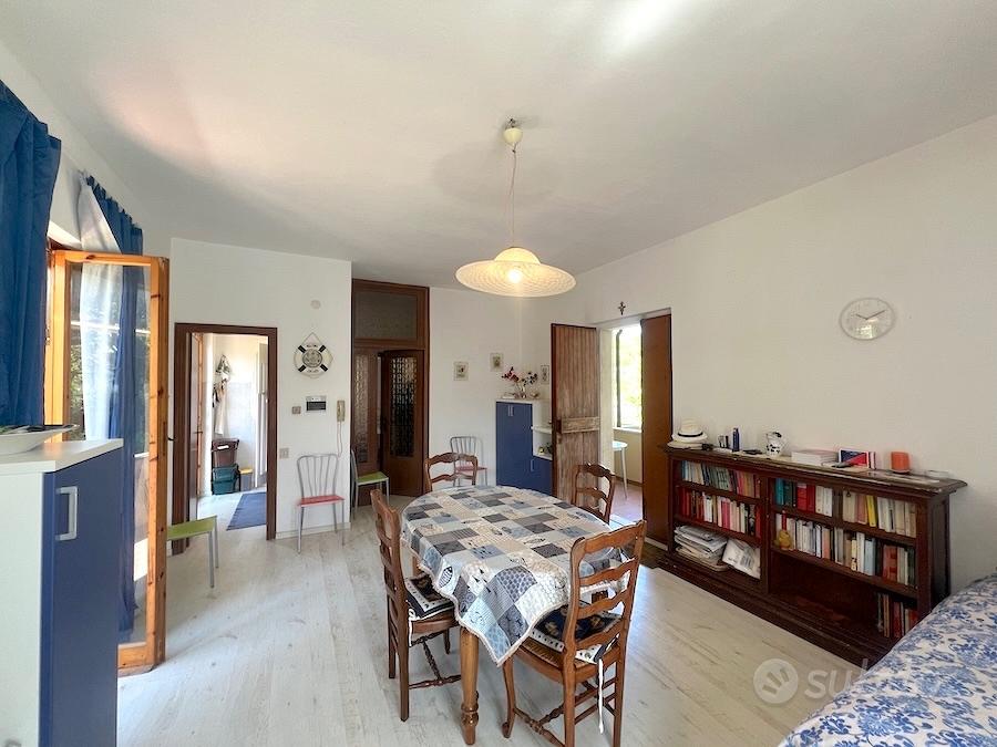 Castiglioncello, 500 m dal mare, garage e giardino - Vista 6