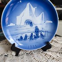 piatto in porcellana di Copenaghen 