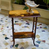 Garofani- Tavolino Gallé