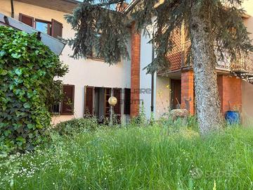 Villa di 170 m² con 4 locali a Alzano Lombardo