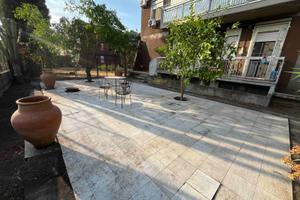 Trivani con giardino