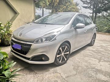 PEUGEOT 208 1° serie BlueHDi 100 5 porte Allure