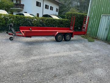 Rimorchio carello per trasporto autoveicoli