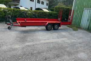 Rimorchio carello per trasporto autoveicoli