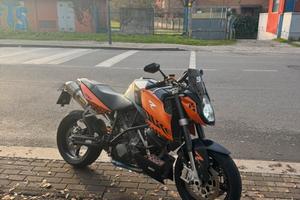 Ktm superduke 990 2008 con PROBLEMI !