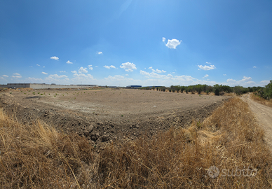 Terreno in zona industriale 13.700 mq