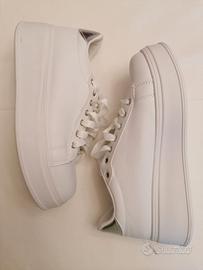 Sneakers donna con suola alta