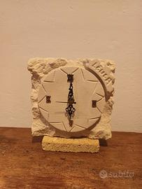 OROLOGIO IN PIETRA LECCESE