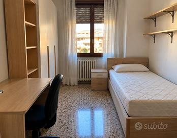 Camera singola in zona TIVOLI - SPESE INCLUSE