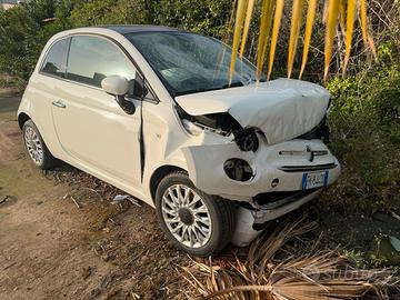 Fiat 500 sinistrata