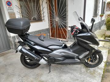 YAMAHA T MAX 500
