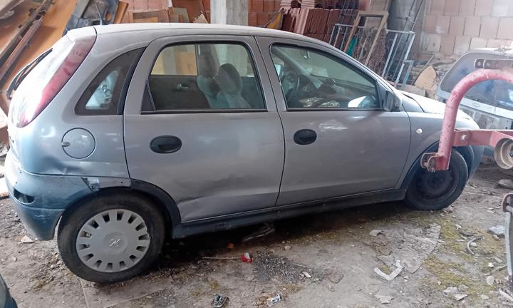 opel corsa anno 2003 diesel 1.7