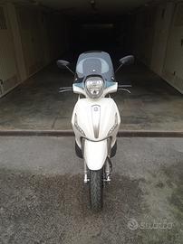 Piaggi beverly 350