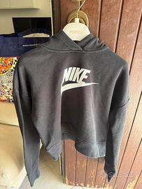 Felpa Nike crop nera con cappuccio, taglia L kids