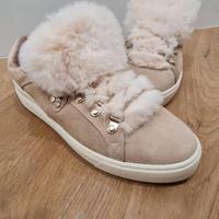 Scarpe sneakers con peluche