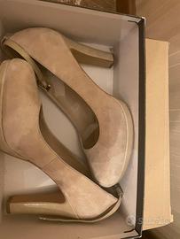 Scarpe camoscio Bata tacco alto