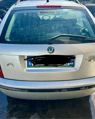PORTELLONE POSTERIORE COMPLETO SKODA Fabia S. Wago