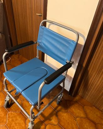 Comoda per disabili nuova