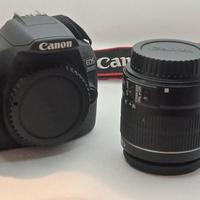 macchina fotografica reflex canon EOS 2000D